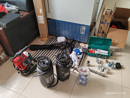地質(zhì)背包鉆機(jī)配件.jpg
